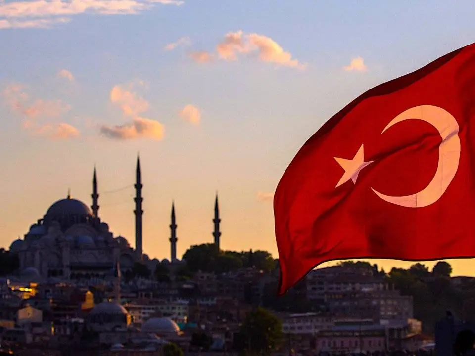 Ερευνα Reuters: Σε ύφεση η τουρκική οικονομία το 2019