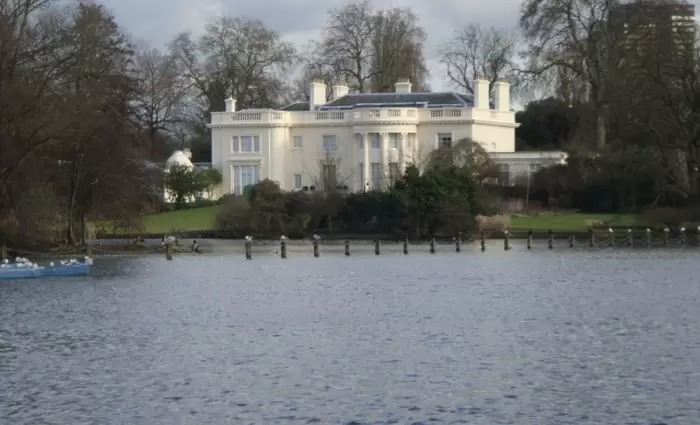 Λονδίνο: Πώς ένας σαουδάραβας πρίγκιπας έχασε ένα παλάτι 250 εκατ. λιρών