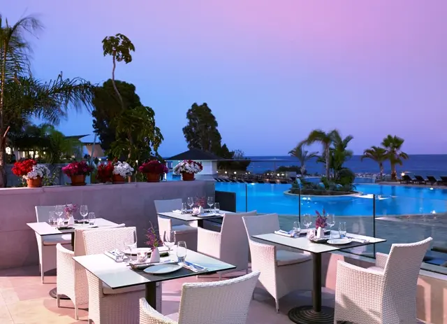 Akakiko και Ελληνικό Ουζομεζεδοπωλείον: Που θα βρεις τα αγαπημένα σου εστιατόρια