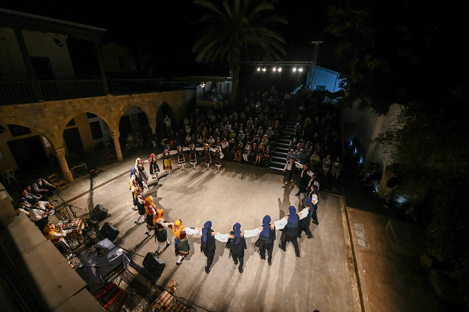 Ενώθηκαν με τη μουσική τους Θράκη, Αιγαίο, Κύπρος (pic)