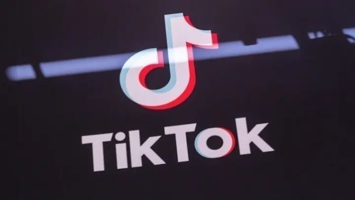 Ο Τραμπ υπέρ της εξαγοράς του TikTok από τον Έλον Μασκ ή τον Λάρι Έλισον
