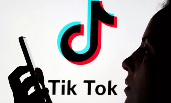 Το TikTok θα «ξεσκεπάζει» περιεχόμενο που δημιουργήθηκε με τεχνητή νοημοσύνη