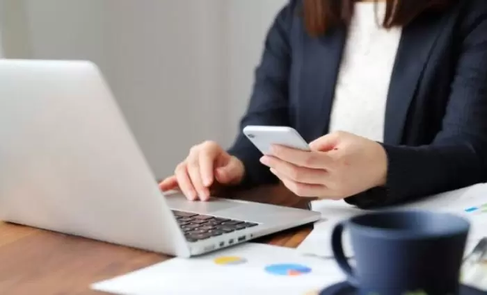 Η τηλεργασία μπορεί να «σβήσει» 1,3 τρισ. από την αξία των ακινήτων έως το 2030