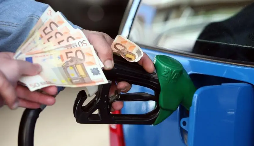 Δεν υπάρχει ανησυχία για τις διεθνείς τιμές καυσίμων