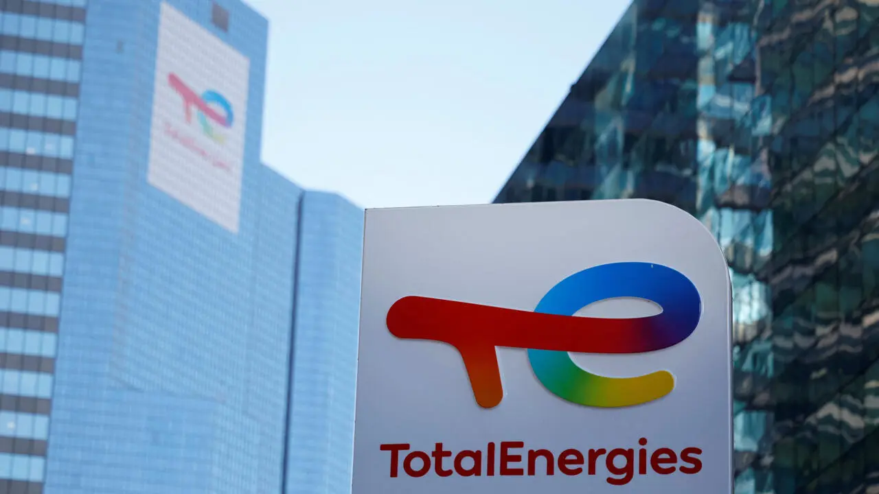 TotalEnergies: Κέρδισε τον διαγωνισμό για το μεγαλύτερο υπεράκτιο αιολικό στη Γαλλία