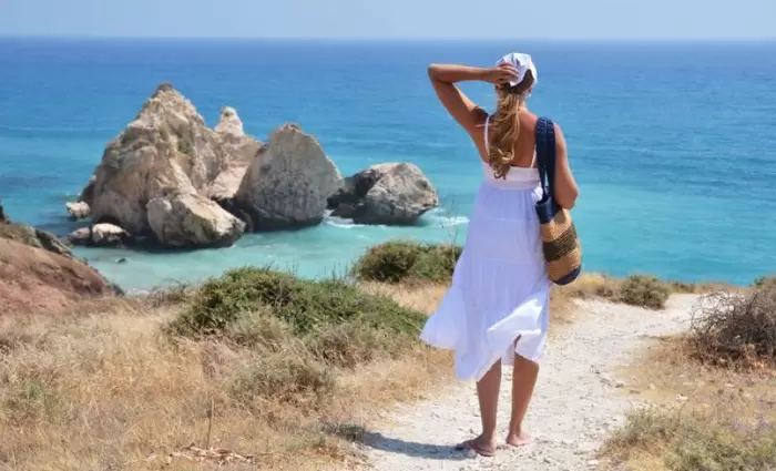 Καλύτεροι οι 100.852 τουρίστες σε σχέση με το περσινό μηδέν αλλά...