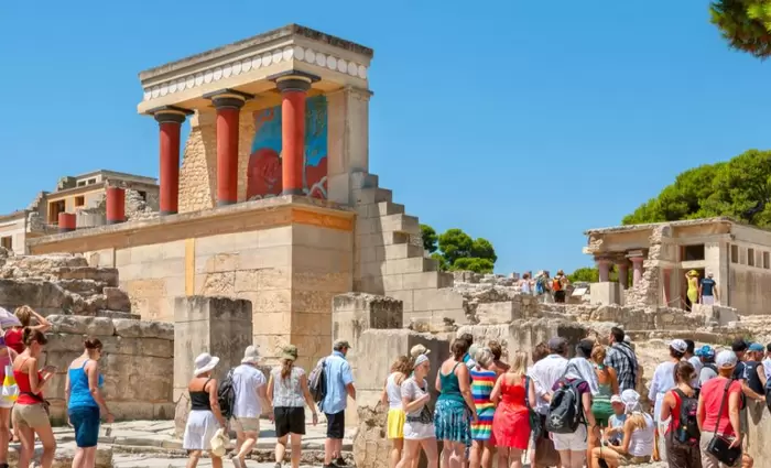 Δύο εκατομμύρια τουρίστες αναμένουν φέτος οι ξενοδόχοι της Κρήτης