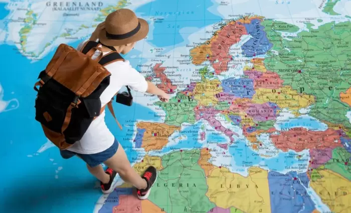 Μειώνεται ο αριθμός των τουριστών σε όλο τον κόσμο