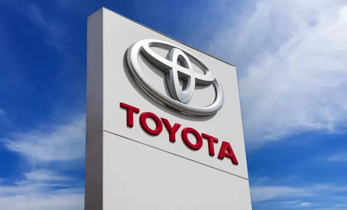 Σε χαμηλό 9 μηνών η μετοχή της Toyota μετά το σχέδιο ιδιωτικοποίησης ύψους $33 δισ. (γράφημα)
