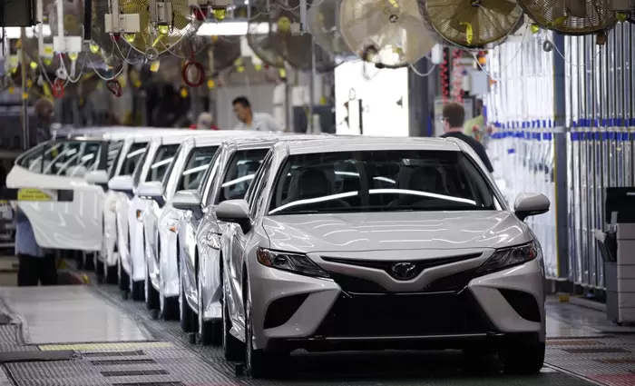 Γιατί η Toyota θα πουλά made-in-America αυτοκίνητα μέσα στην ίδια της τη χώρα
