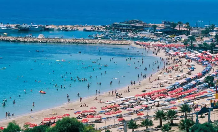 Αύξηση 46,7% στα έσοδα από τον τουρισμό τον Αύγουστο