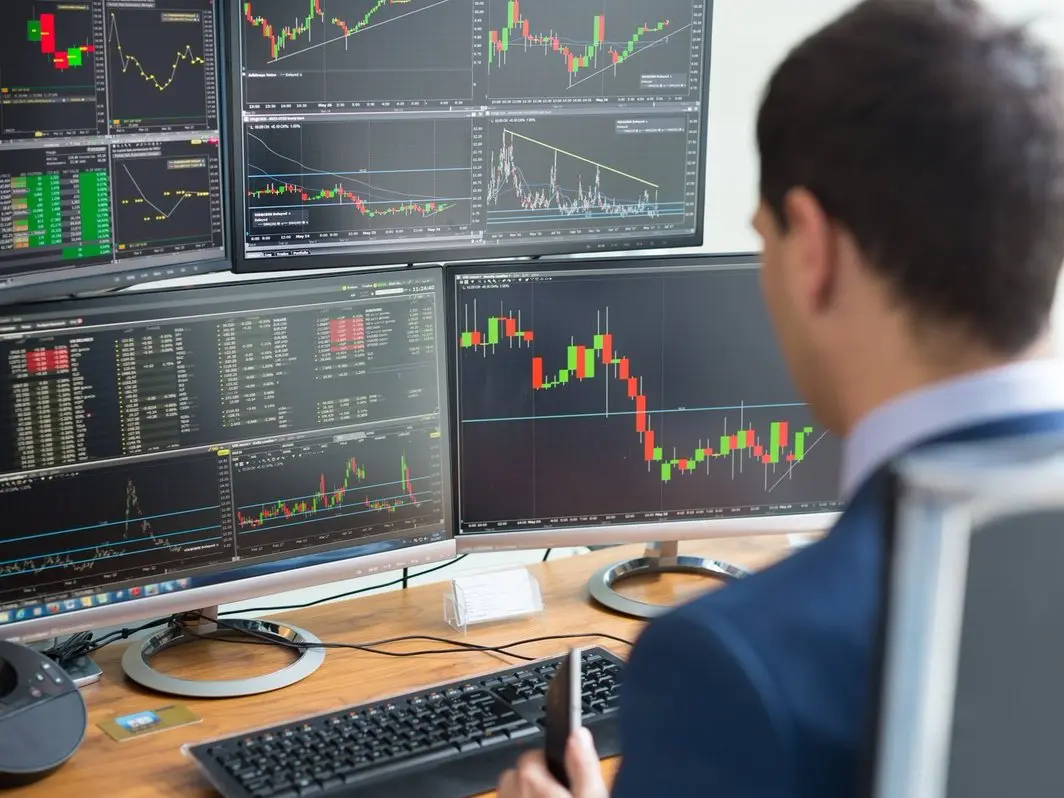 Αρνητικά για τρίτη συνεχόμενη ημέρα έκλεισε το Χρηματιστήριο την Πέμπτη