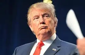 Τραμπ: Δεν θα κηρύξει προς το παρόν κατάσταση εκτάκτου ανάγκης 