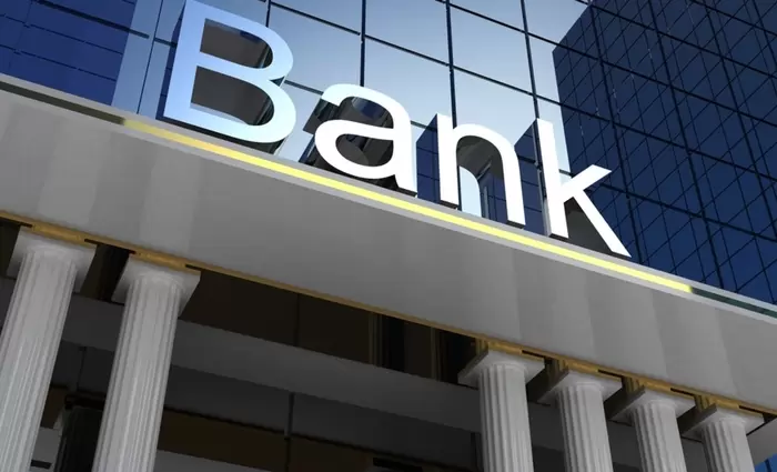 Ελλάδα: Πίεση σε 3 μέτωπα στις τράπεζες: Δάνεια, προμήθειες και καταθέσεις