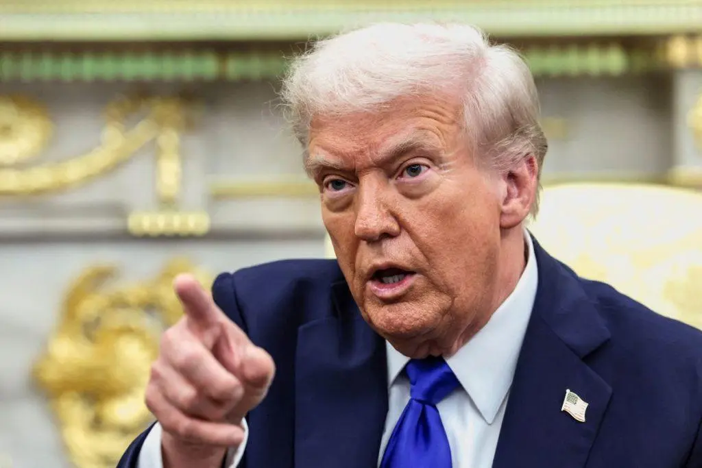 Τραμπ: Έξαλλος με τους Αμερικανούς επειδή του γυρίζουν την πλάτη