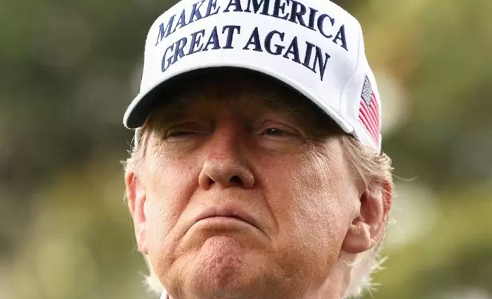 Από ποιους μάζεψε $429 εκατ. ο Τραμπ για τις εκλογές