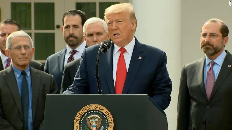 Κλείνουν σχολεία και εστιατόρια στις ΗΠΑ λόγω κορωνοϊού