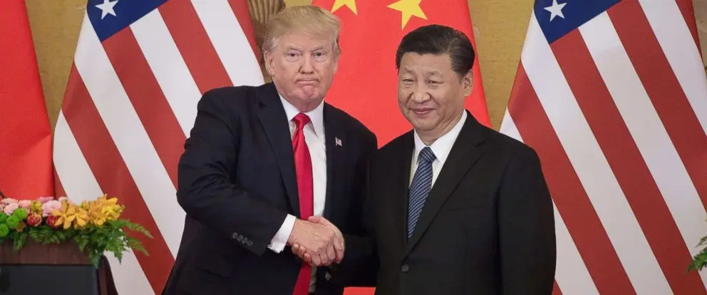 Η ώρα των υπογραφών στην εμπορική συμφωνία ΗΠΑ-Κίνας