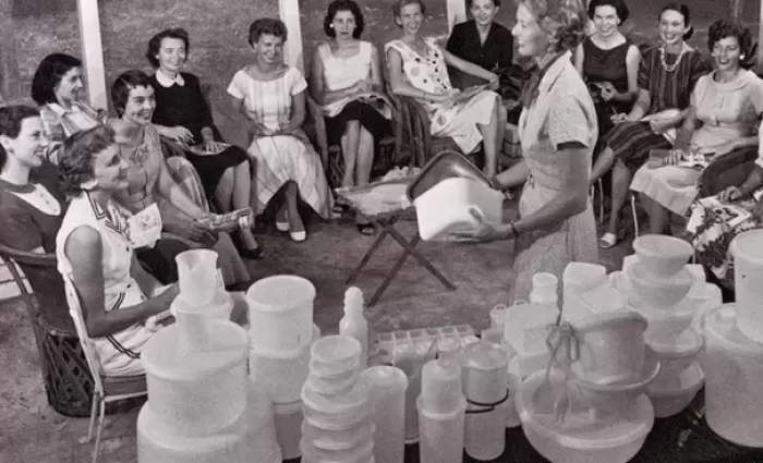 Τίτλοι τέλους για τα... ταπεράκια - Έρχεται το λουκέτο της Tupperware