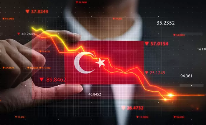 Bloomberg: «Ανάσταση» στην τουρκική λίρα και αύξηση επιτοκίων