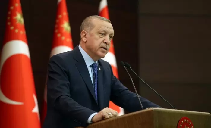 Τουρκία: Αυστηρά περιοριστικά μέτρα σε καταστήματα και λεωφορεία