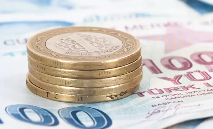 Υποχωρεί η τουρκική λίρα