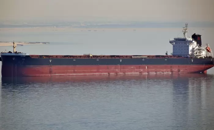 Νεκρός ένας ναυτικός από την επίθεση των Χούθι σε ελληνόκτητο εμπορικό πλοίο