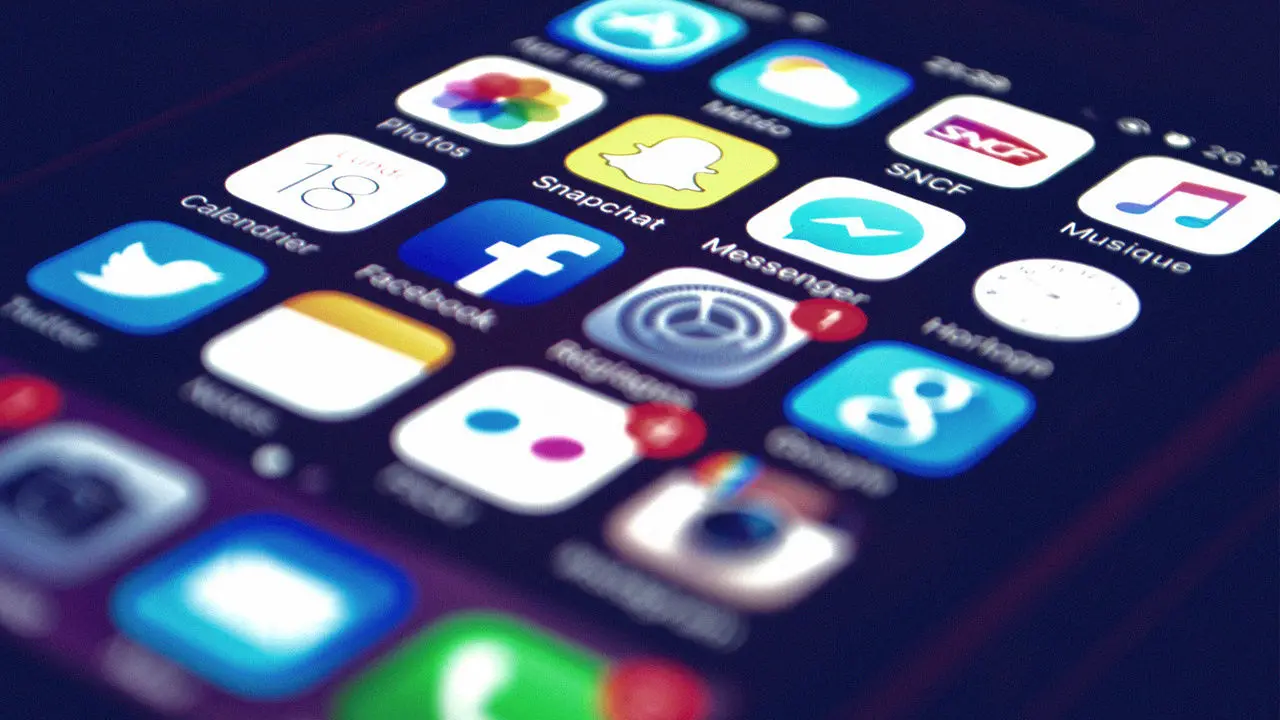 Ο ιδρυτής της Wikipedia καλεί σε μαζική αποχή από τα social media