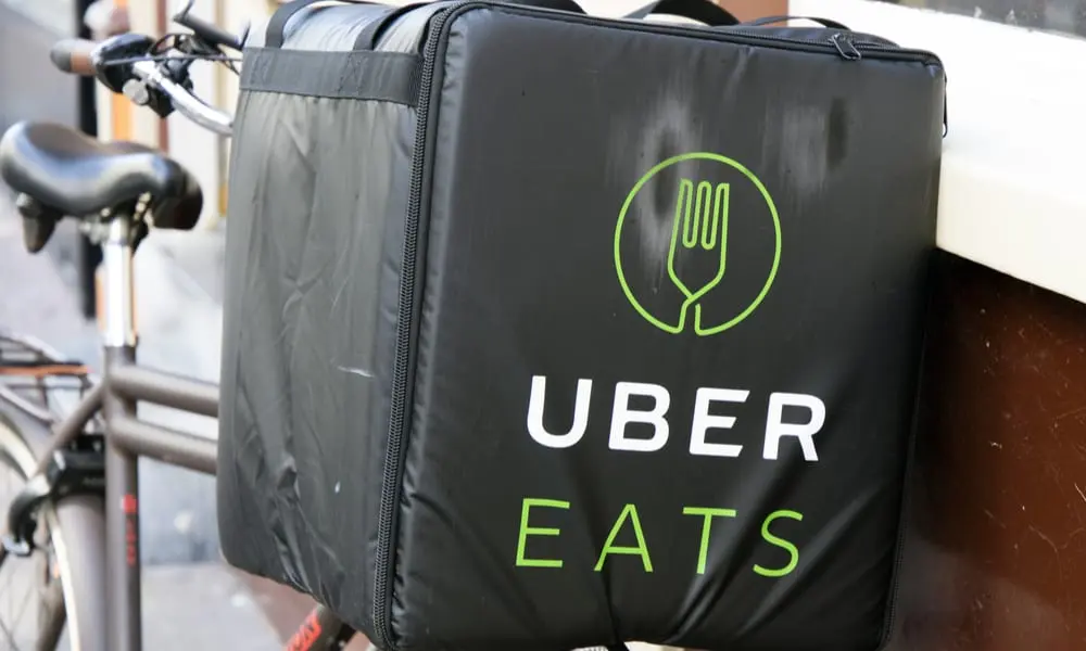Uber: Ξεκινά delivery φαγητού χωρίς ντελιβεράδες