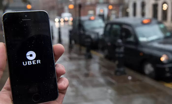 Η Uber έχασε την άδεια λειτουργίας στο Λονδίνο