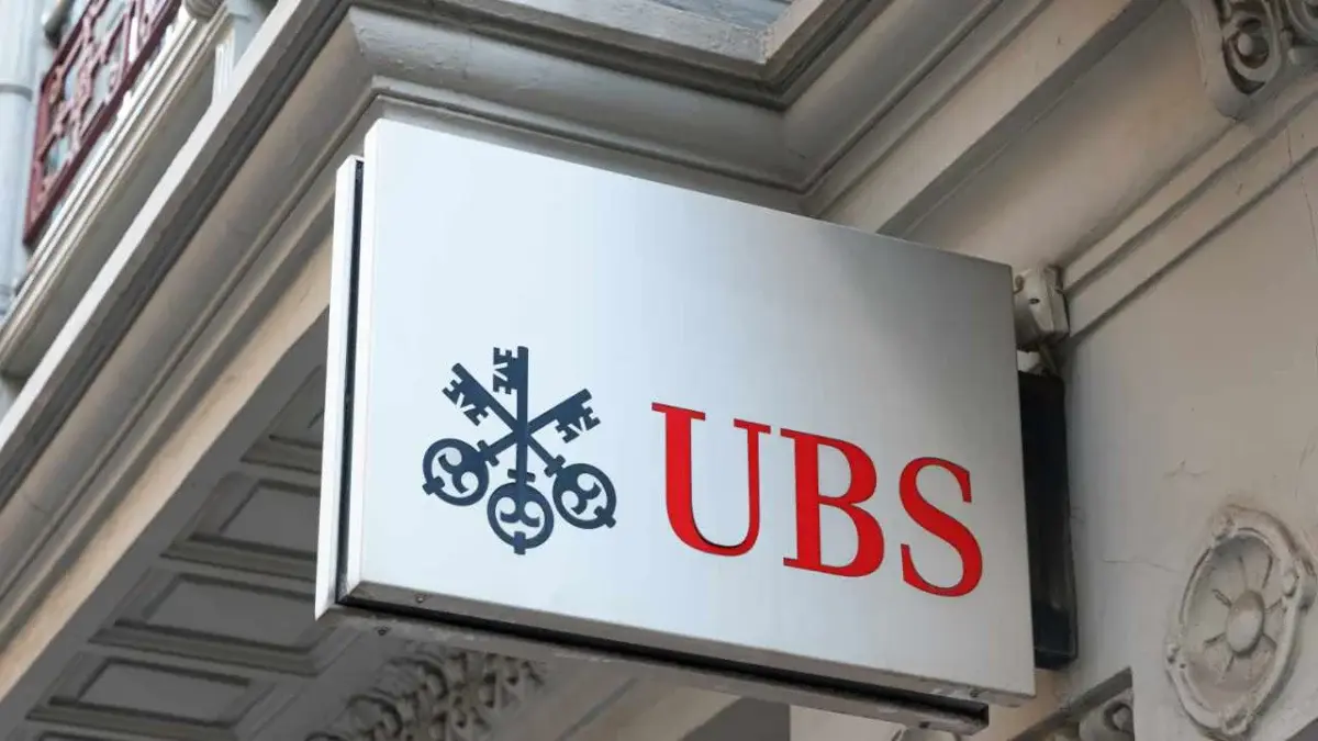 UBS: Ξεπέρασαν τις προσδοκίες τα κέρδη β’ τριμήνου