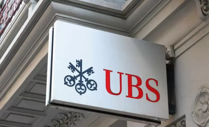 UBS: Ξεπέρασαν τις προσδοκίες τα κέρδη β’ τριμήνου
