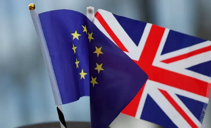 Το Brexit φέρνει «τρύπα» €60 δισ. στα ταμεία της ΕΕ