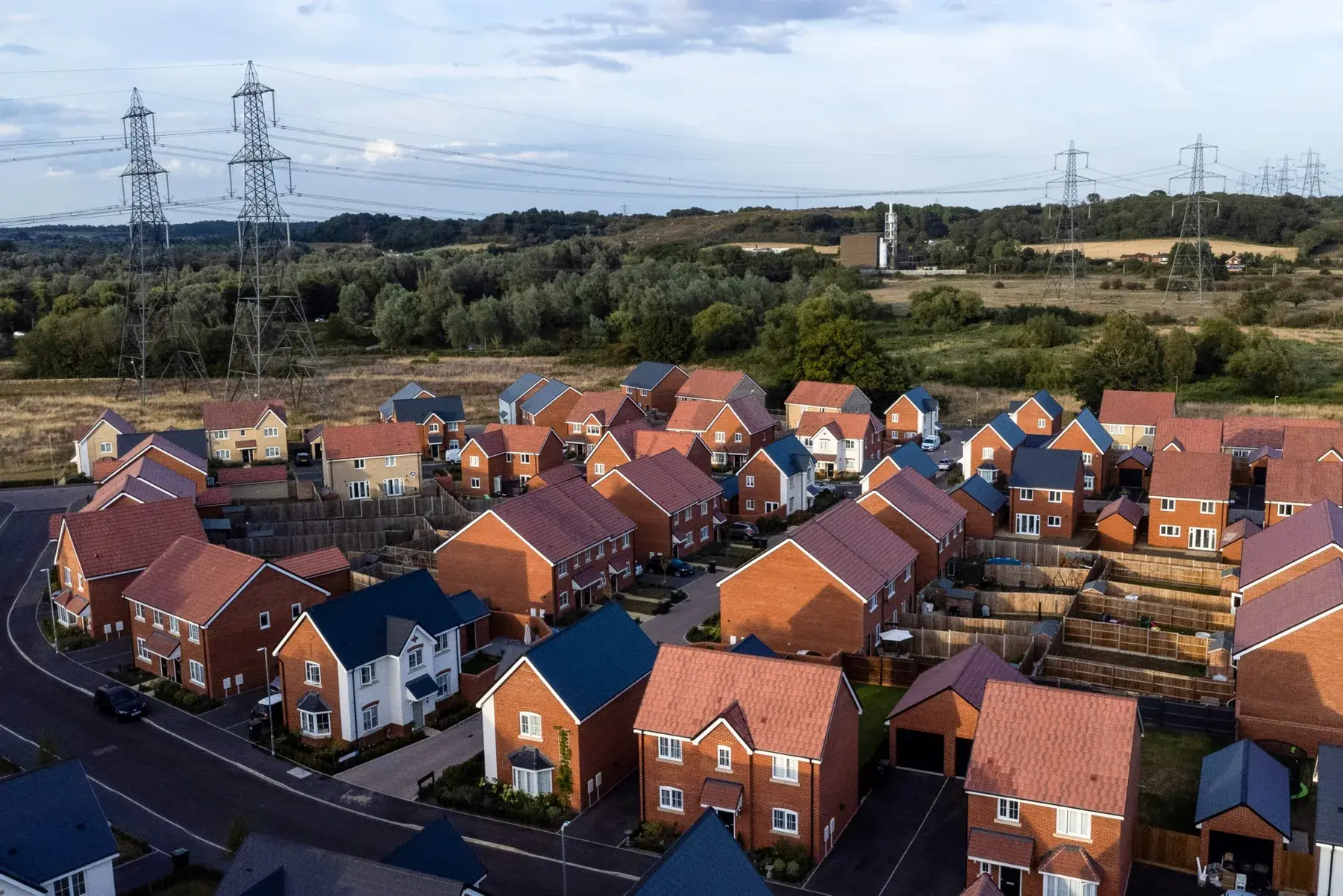 Νέα ενεργειακή κρίση στη Βρετανία: Οι λογαριασμοί αυξάνονται ενώ οι τιμές πέφτουν