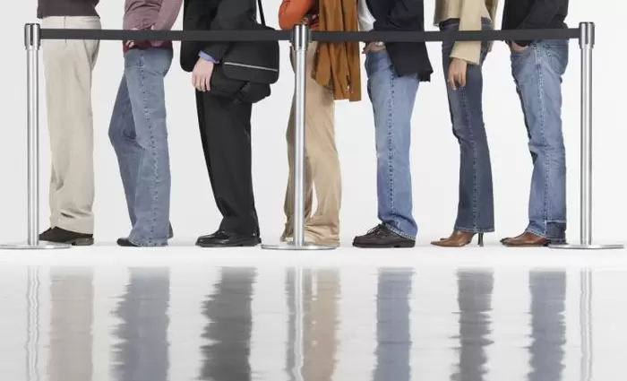 Μείωση 14% στον αριθμό των ανέργων