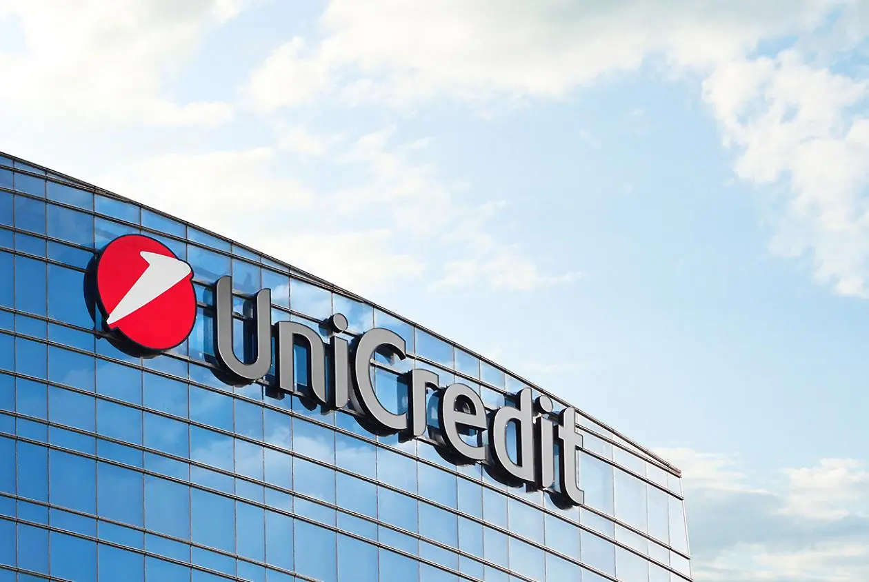UniCredit: Στα 2,77 δισ. τα κέρδη α’ τριμήνου δίνουν ώθηση στα σχέδια εξαγορών