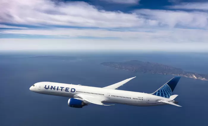Η Starlink του Ίλον Μάσκ «μπαίνει» στην United Airlines - Το deal για WiFi στον αέρα