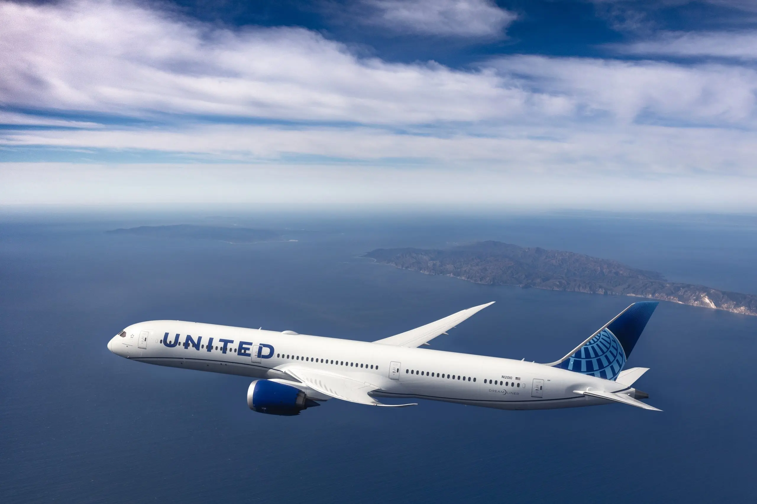 Η Starlink του Ίλον Μάσκ «μπαίνει» στην United Airlines - Το deal για WiFi στον αέρα