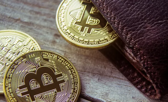 Διαδικτυακή απάτη με επενδύσεις σε bitcoin