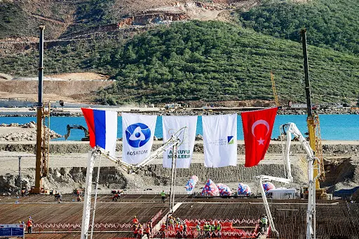 Ρωσική εταιρεία αποσύρεται από τον πυρηνικό σταθμό στην Τουρκία