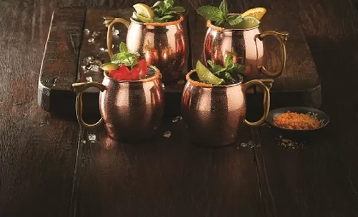 Νέα καλοκαιρινά κοκτέιλ-mules #ΣτοFridaysBar