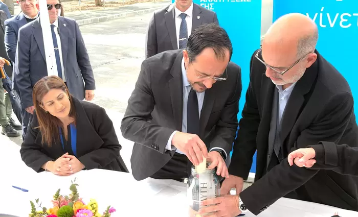 Δήμος Λεμεσού: Τέθηκε ο θεμέλιος λίθος του πρώτου έργου Προσιτής Κατοικίας