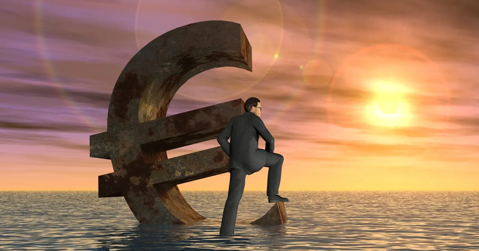 Το μεγάλο παράδοξο: Τη χρονιά που η Ευρώπη έχασε σε όλα, το ευρώ βγήκε μεγάλος κερδισμένος