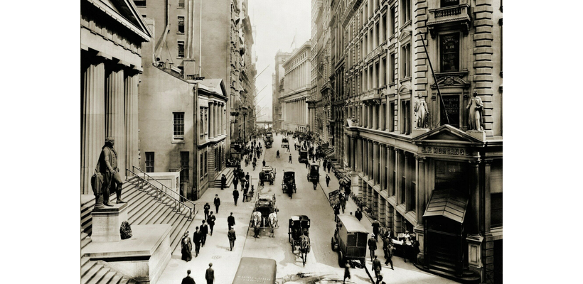 Γεννήθηκε φτωχός. Έγινε τιτάνας. Και άναψε το φυτίλι του πανικού