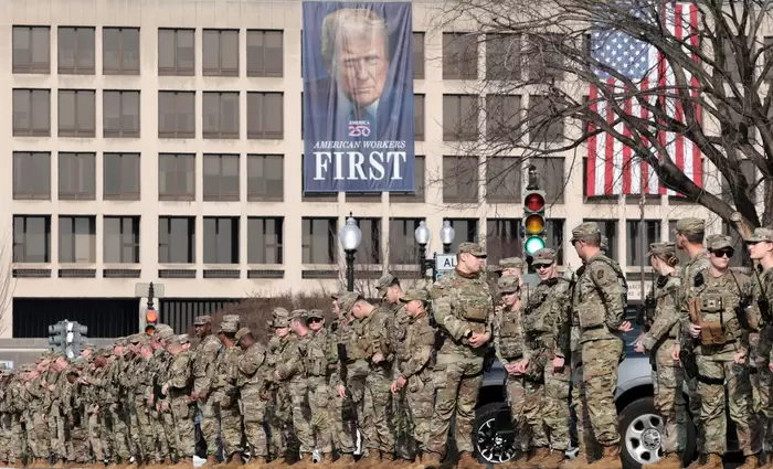 O Τραμπ φτιάχνει τον «στρατό των ονείρων» με προϋπολογισμό $1,5 τρισ.