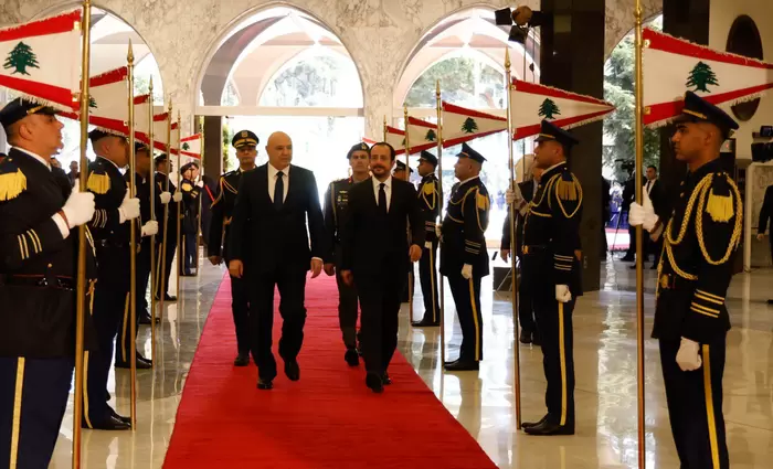Έπεσαν οι υπογραφές Κύπρου - Λιβάνου για οριοθέτηση της ΑΟΖ και για την ηλεκτρική διασύνδεση