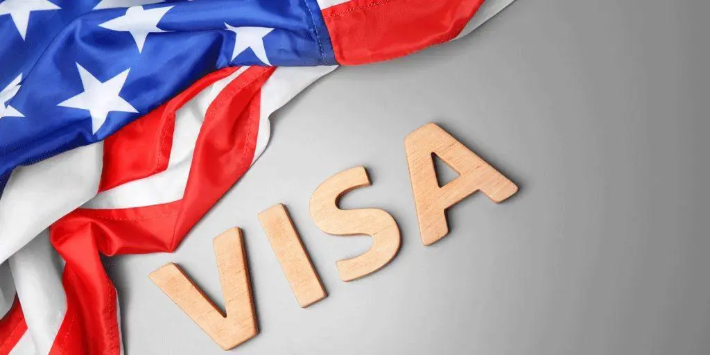 Τραμπ: Μπούμερανγκ η απόφαση για τη visa των εργαζομένων υψηλής ειδίκευσης