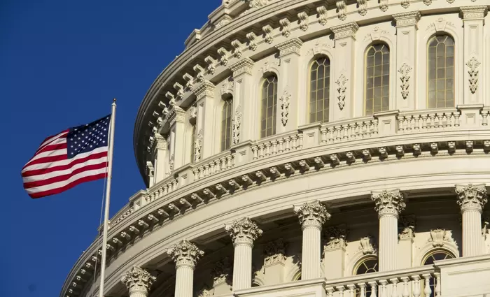 ΗΠΑ: Πώς οι τεχνολογικοί κολοσσοί προσπαθούν να περάσουν νόμους για την AI