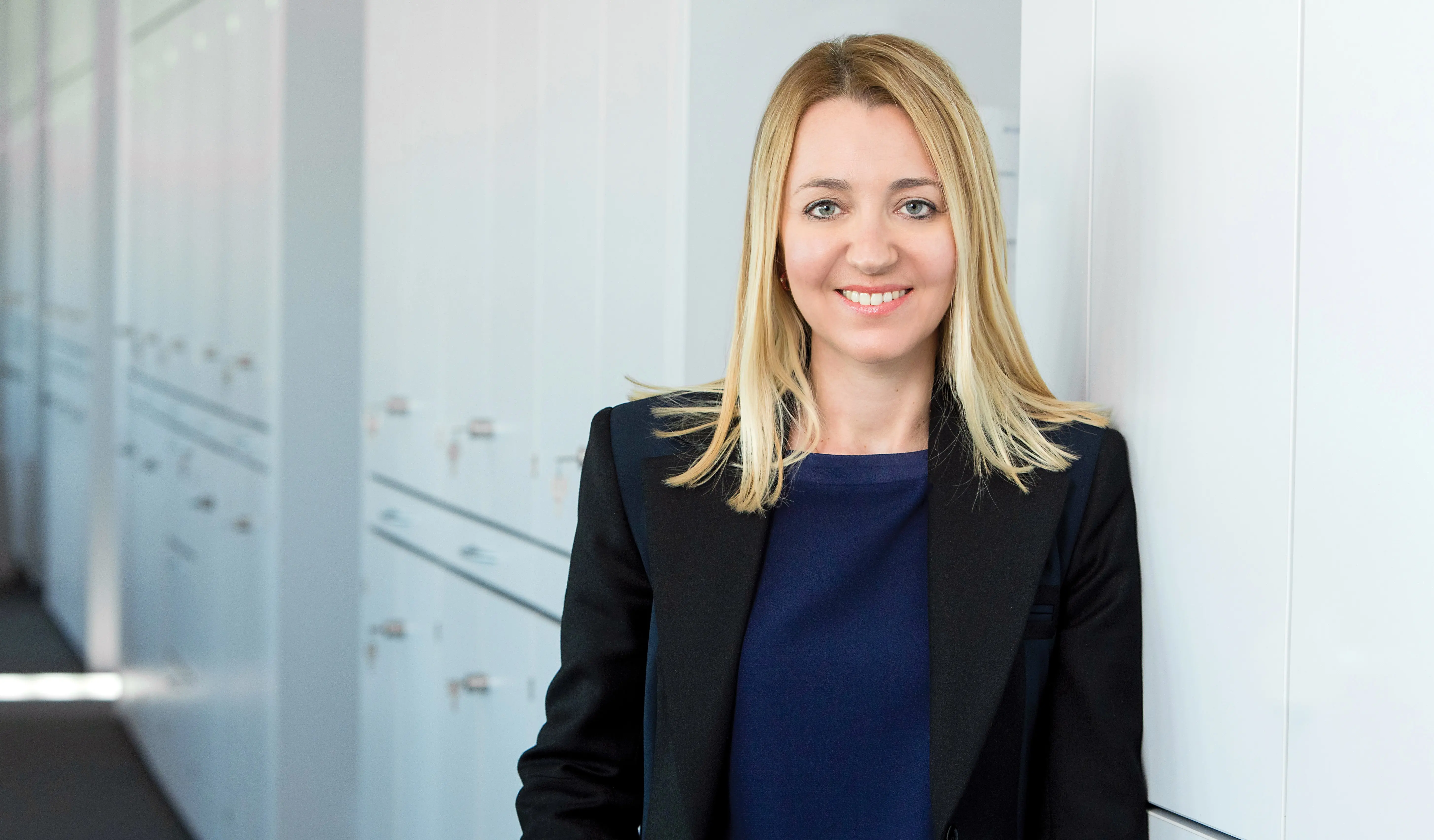 Βασιλική Αδαμίδου: Αναπνέουμε «έμφυλο» αέρα και εκπνέουμε διακρίσεις