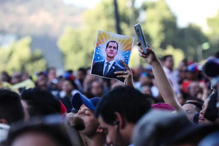 Προκήρυξη εκλογών στη Βενεζουέλα ή αναγνώριση Γκουαϊδό